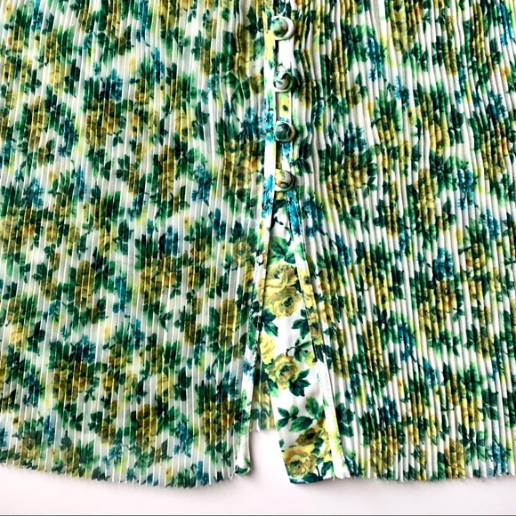 O.P.T X EMILY LUCIANO • Pleated Midi Dress - Picture 6 of 11